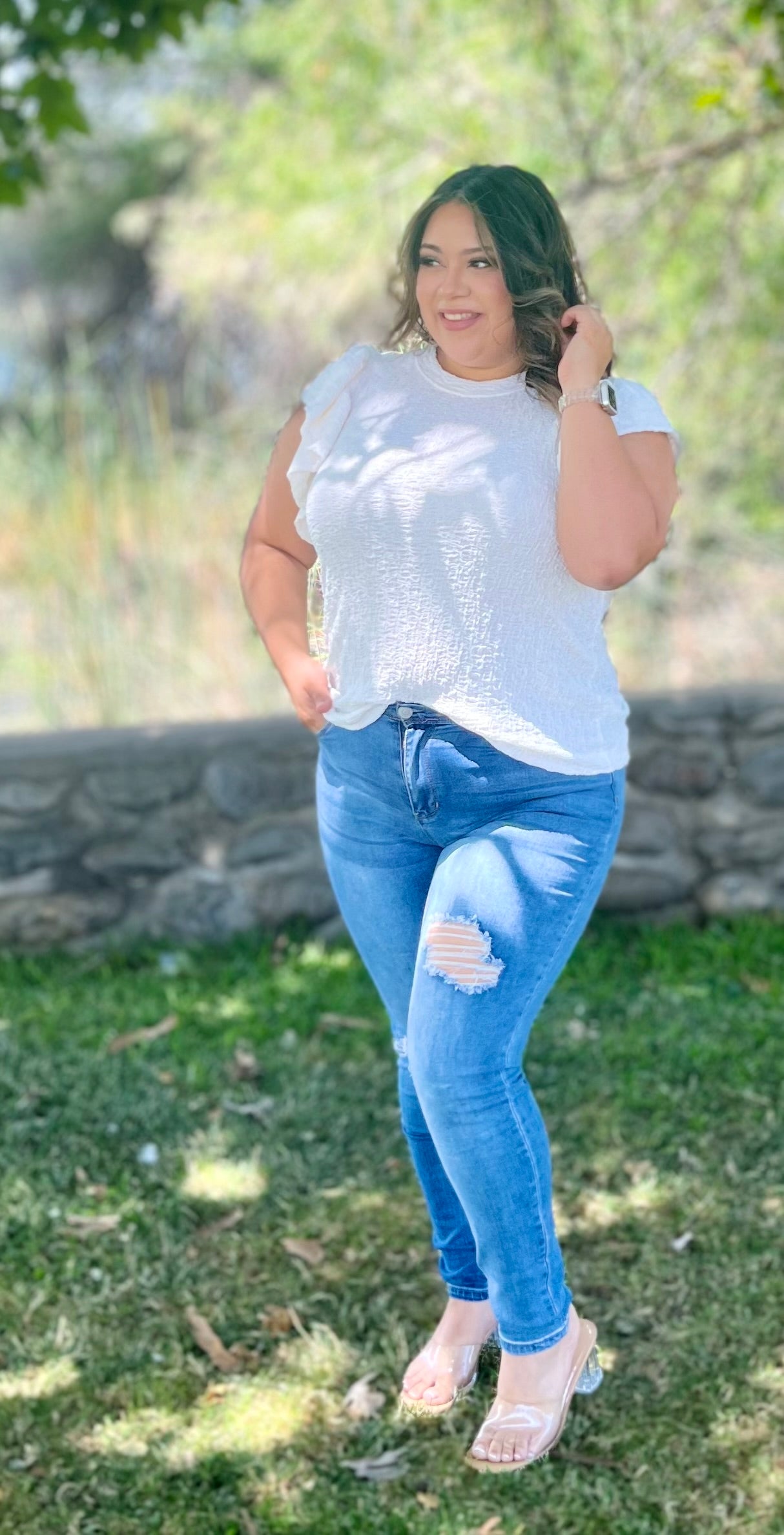 Women's Distressed Skinny Jeans